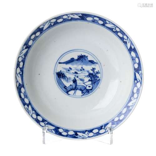 Chinese porcelain 'deities' bowl, kangxi