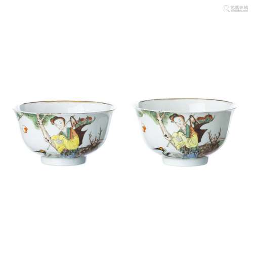 Two 'figure' bowls in Chinese porcelain, Minguo