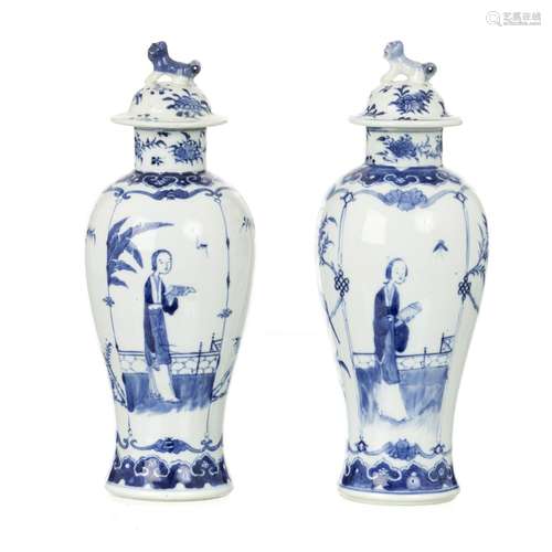 Pair of porcelain pots with lids from China, Guangxu