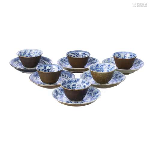 Set of 6 cups and saucers