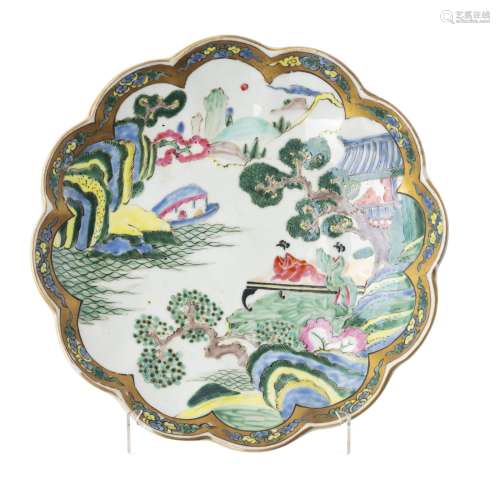 Plate 'figures in landscape' in Japanese porcelain