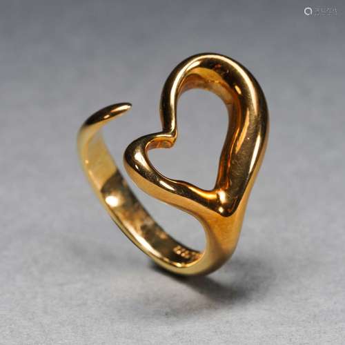 A Heart Shape Gold Ring