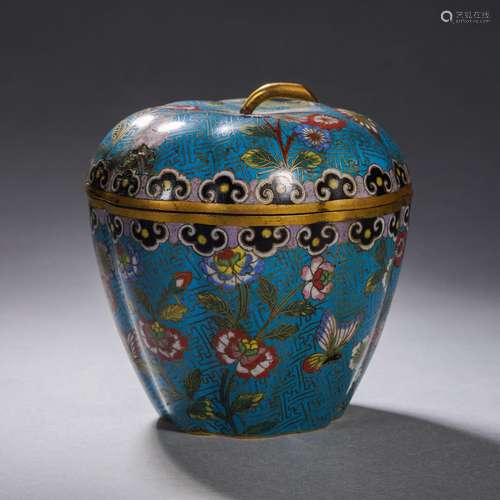 A Cloisonne Enamel Box with Cover