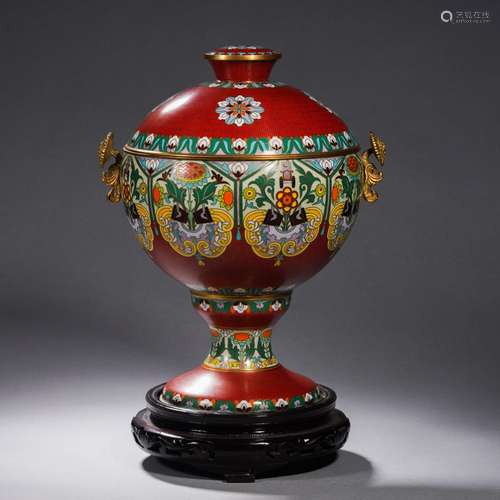 A Cloisonne Enamel Container with Cover