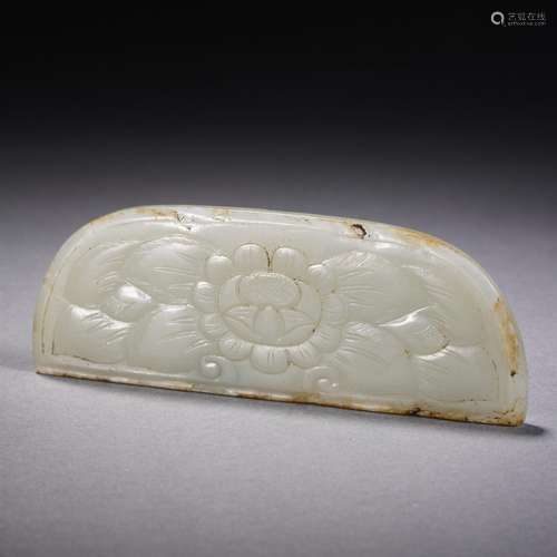 A Carved Jade Comb Handle