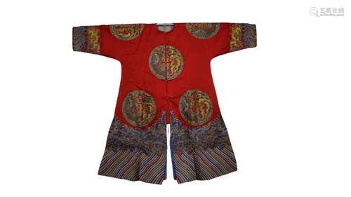 A Chinese Embroidered Lady Robe