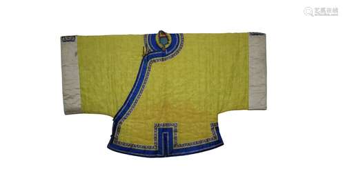 A Chinese Yellow Ground Lady Robe