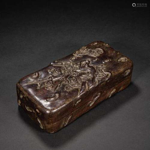 CHINESE RED SANDALWOOD BOX, QING DYNASTY