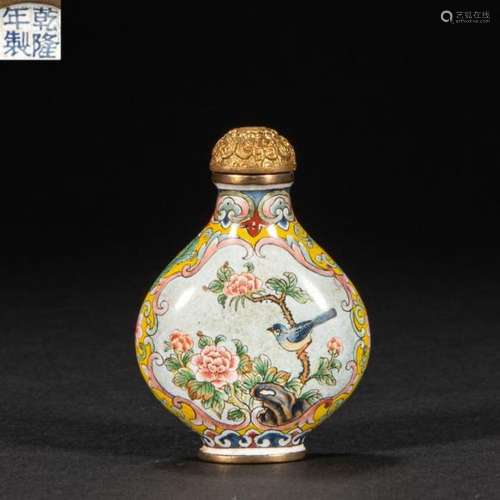 CHINESE PAINTING ENAMELLED SNUFF BOTTLE, QING DYNASTY