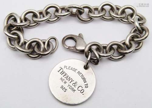 TIFFANY & CO STERLING LINKED BRACELET