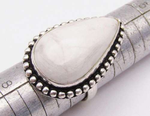 LOOKS NEW! STERLING RING WITH MILKY WHITE