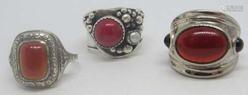 3-VTG 800/925 RINGS WITH RED STONE ACCENTS