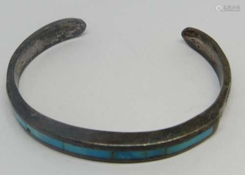 SOUTHWESTERN STERLING CUFF WITH TURQUOISE