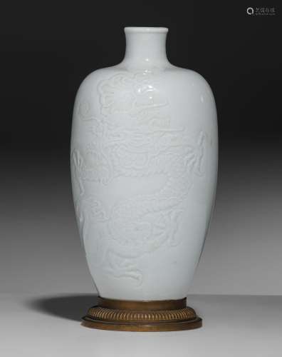A fine Chinese 'Dragon' tianbai-glazed meiping vase, with a ...
