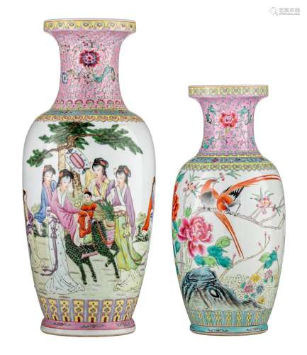 Two Chinese famille rose vases, both with a text, 20thC, H 4...