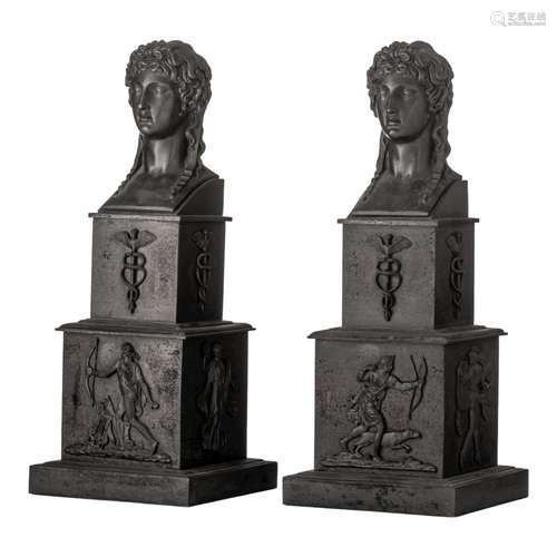 A pair of Empire-style patinated bronze busts, 19thC, H 52 c...