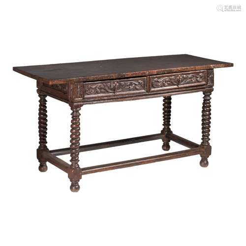 A Spanish Renaissance walnut table, 17thC, H 86,5 - W 171 - ...