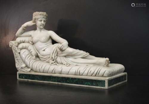 Sculpture of Pauline Bonaparte in marble