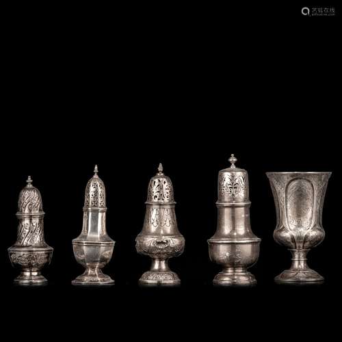 A various collection of silver, H 15,3 - 20 cm, total weight...