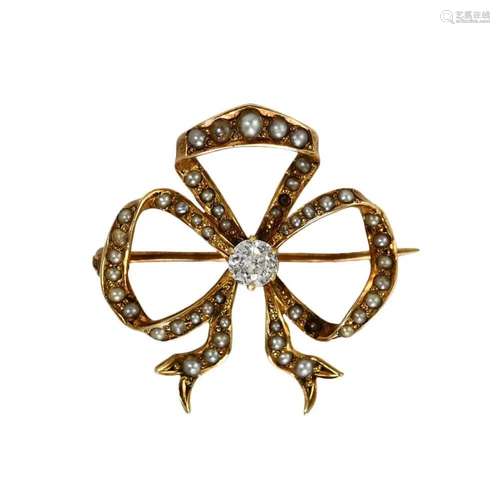 14K Yellow Gold Art Noveau Pin 4.1g