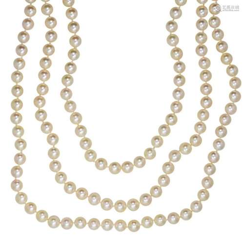 Pearl Necklace Triple Strand