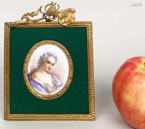 Bizet, Porcelain Miniature Of French Woman