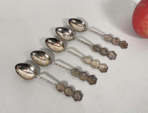 Set Five Chinese 900 Silver Medallion Tea Spoons