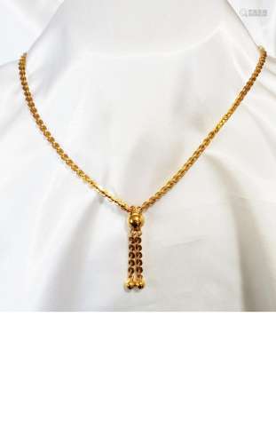 LADYS 18KT OR HIGHER GOLD NECKLACE