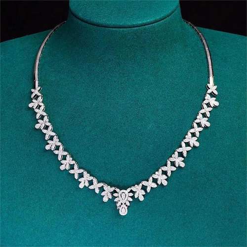 14K WHITE GOLD 3.85 CT H DIAMOND NECKLACE