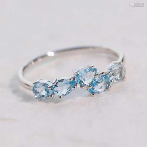 14K WHITE GOLD 0.65 CT VIVID BLUE NATURAL AQUAMARINE RING