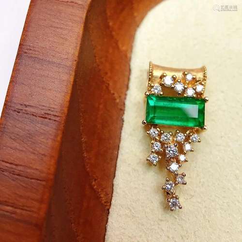 14K Yellow Gold 0.76 CTW Emerald & Diamond Pendant