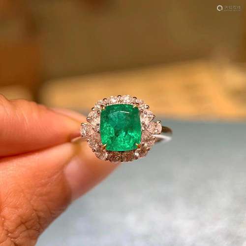 14K White Gold 3.00 CTW Emerald & Diamond Ring