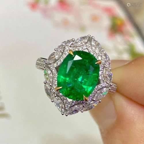 14K White Gold 3.332 CTW Emerald & Diamond Ring