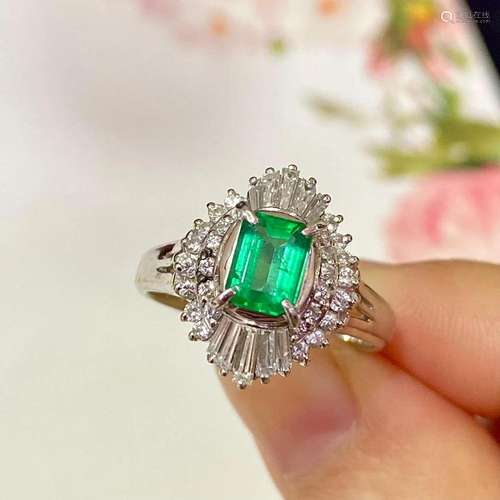 14K White Gold 1.342 CTW Emerald & Diamond Ring