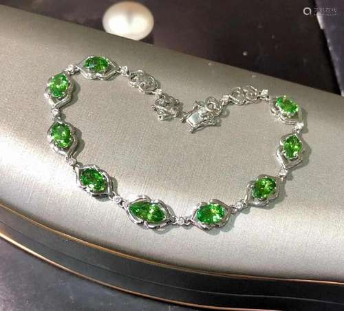 14K White Gold 5.7 CT Tsavorite & Tsavorite Bracelet