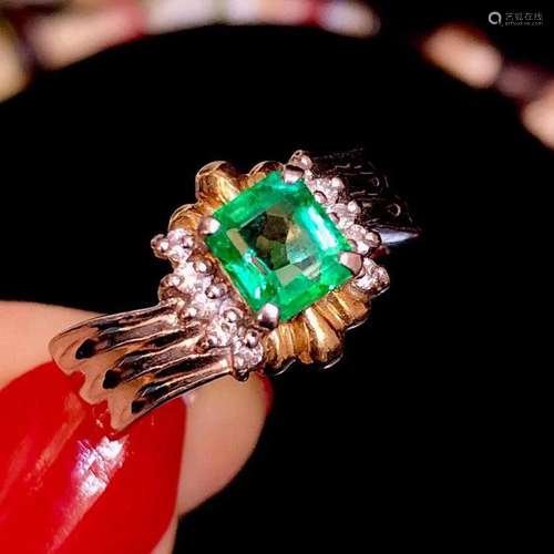 14K Gold 1.31 CTW Emerald & Diamond Ring