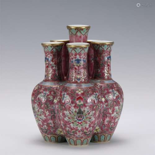 A CHINESE FAMILLE ROSE PORCELAIN SIX TUBES VASE,QIANLONG