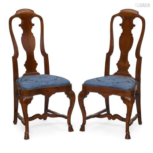 A PAIR OF DUTCH CARVED MAHOGANY SIDE CHAIRS18th century