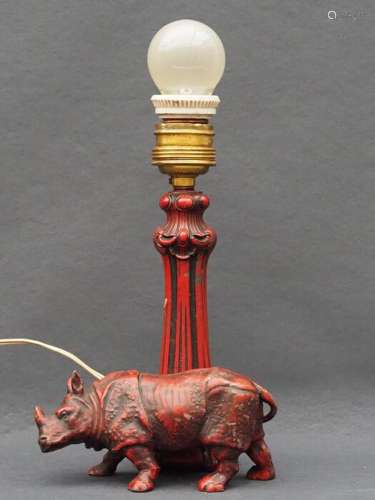 Rhino table lamp