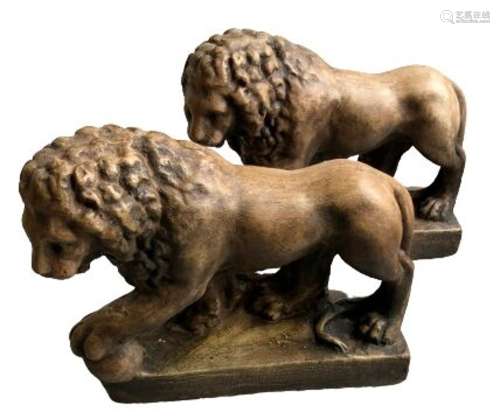 Pair of lions (2) - Renaissance Style