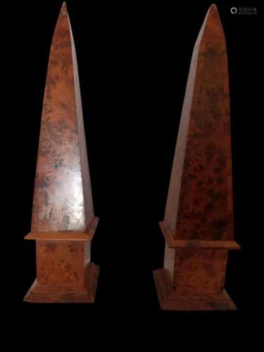 Very rare pair of obelisks (2)