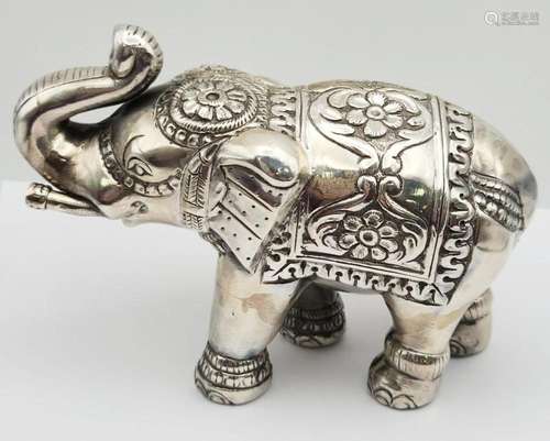 SOLID STERLING ELEPHANT DECORATION