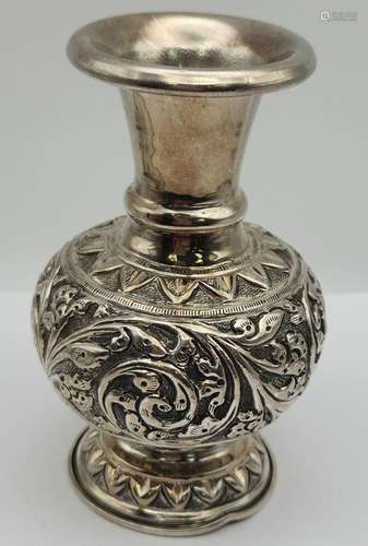 VINTAGE 900 SILVER VASE WITH SCROLL DESIGN