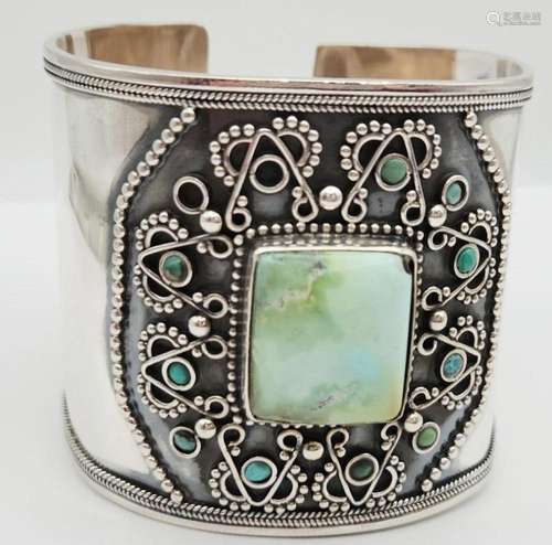 SOUTHWESTERN STERLING CUFF WITH TURQUOISE