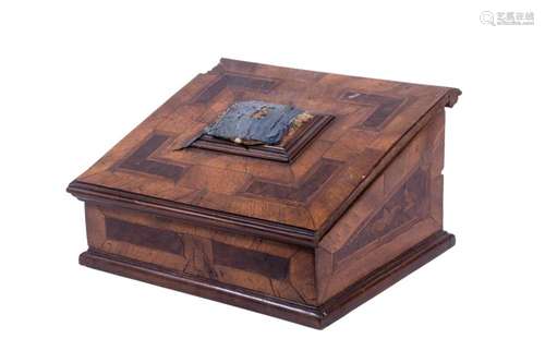 INLAID SLANT TOP SEWING BOX