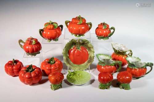 ROYAL BAYREUTH TOMATO TABLEWARE