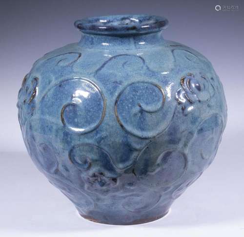 GLAZED ART POTTERY JAR WITH SWIRLED DECORATION