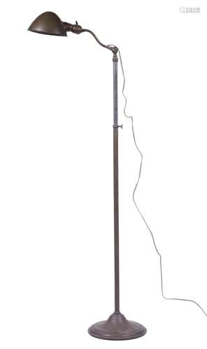 GOOSENECK ARM FLOOR LAMP