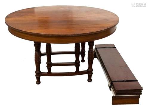 ROUND MAHOGANY DINING TABLE