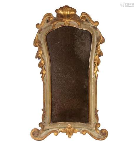 SMALL ITALIAN GILTWOOD LOOKING GLASS